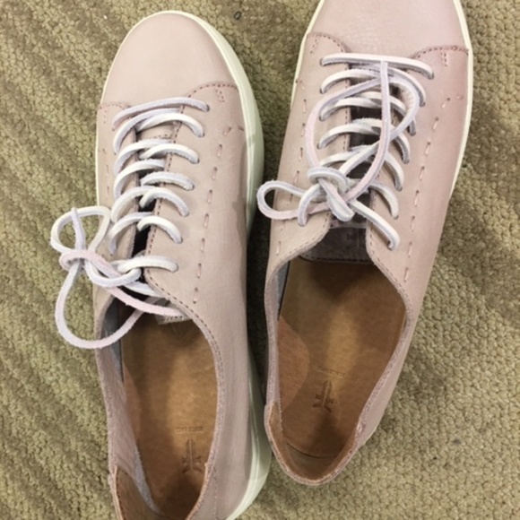frye tennis shoes